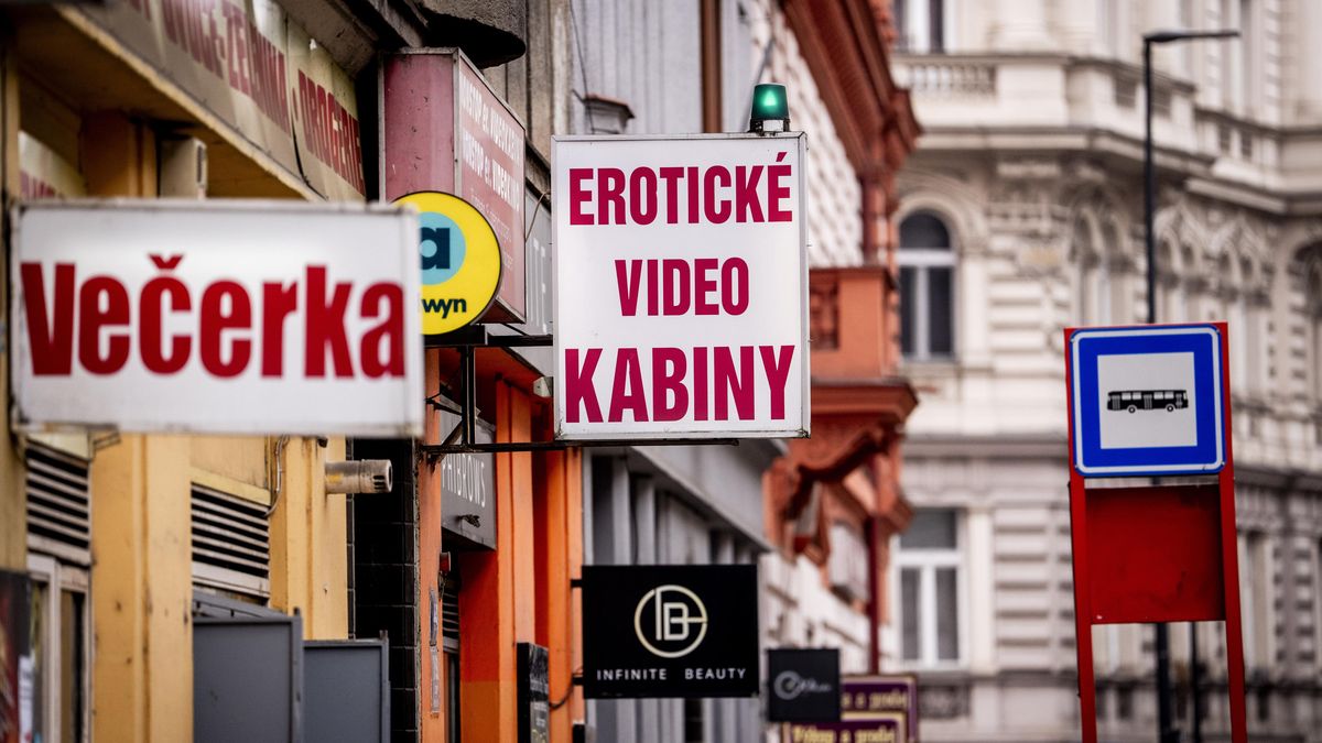 FOTO: Žižkovská tepna je stále jak z devadesátých let